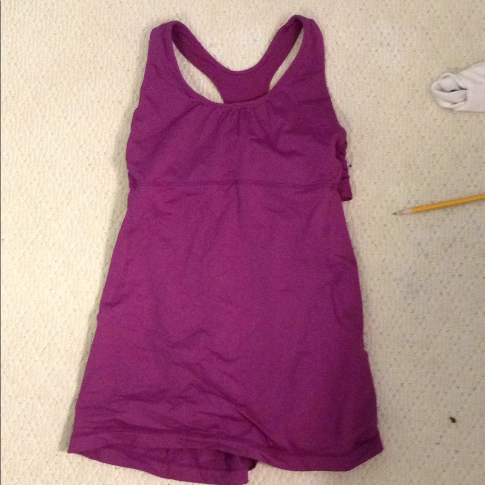 Lululemon tank